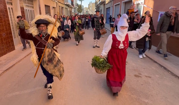 Olentzero y Mari Domingi llegan hasta Massanassa