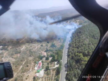El incendio en Víznar, Granada, queda estabilizado