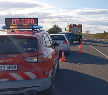 Tres heridos tras colisionar dos vehículos en Cabanillas