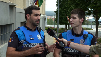 Dos policías reaniman a un bebé de cinco días en Pamplona