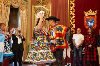 El Campeonato Mundial de Cueca pone ritmo chileno a Pamplona