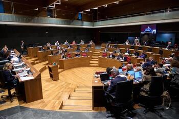 El caso Koldo salpica la jornada política en el Parlamento