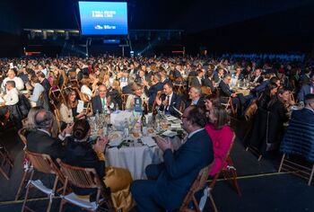 La Gala de Niños contra el Cáncer se solidariza con la DANA