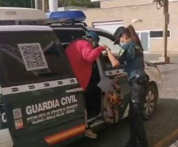 Rescatada una peregrina tras caer en Villamayor de Monjardín