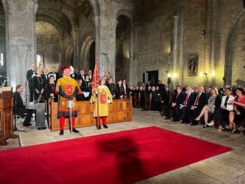 Navarra rinde un solemne homenaje a su antiguo Reyno