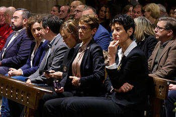 Misa por las víctimas de la DANA en la Catedral de Pamplona