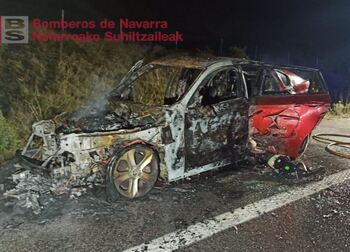 Sufre quemaduras tras incendiarse su vehículo en Garínoain