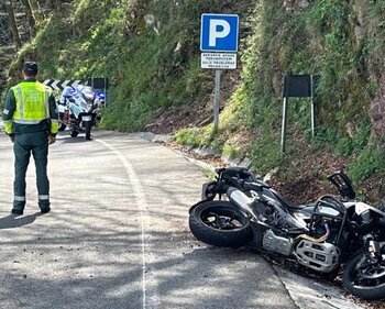 Herido un motorista de 21 años en Baztan