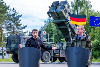 Alemania insta a la OTAN a dar más baterías Patriot a Ucrania