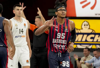 El Baskonia remonta y hurga en la herida del Real Madrid