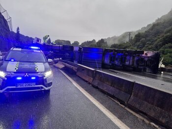 Reabiertos los carriles cortados de la A-15 en Irurtzun