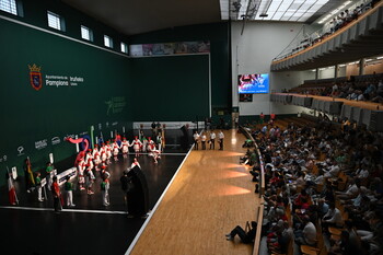 España revalida el título mundial de pelota