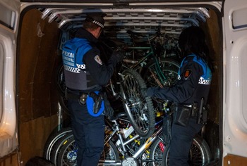 Pamplona dona 44 bicicletas a Valencia