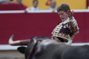 Ya hay fecha de alta para el torero corneado, Borja Jiménez