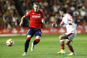 Osasuna supera al Chiclana sin apuros y pasa de ronda