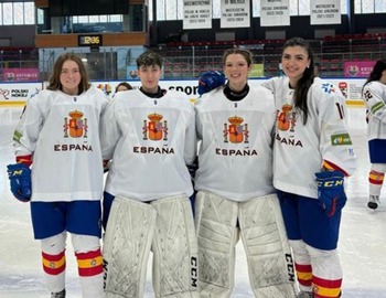 Cuatro jugadoras del Kosner ganan el bronce en el Mundial