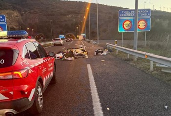 Una colisión provoca a primera hora retenciones en la A-12