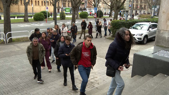 Largas colas para participar en la nueva película de Netflix